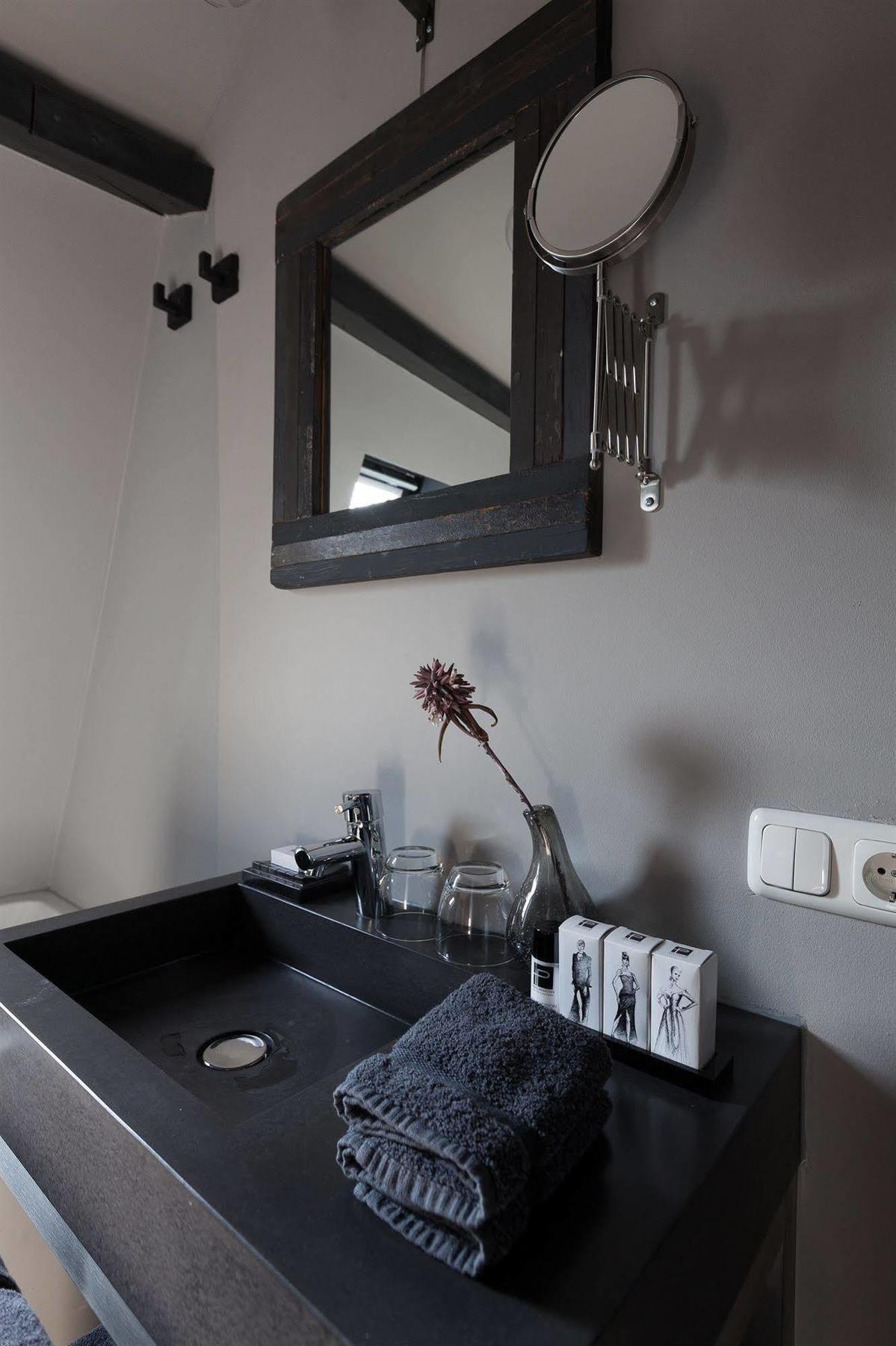 Mother Goose Hotel Utrecht Dış mekan fotoğraf